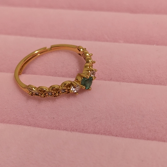 NATURAL EMERALD STERLING SILVER RING - Picture 5 of 5